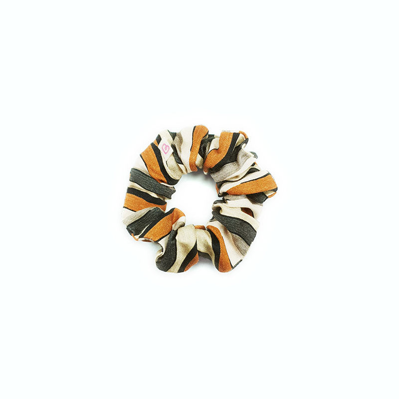 chouchou cheveux satiné aux teintes orange et kaki de la marque Bunzelle, en taille médium